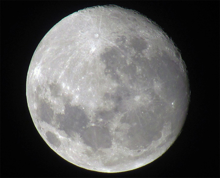 jbc_moon_12202010.jpg