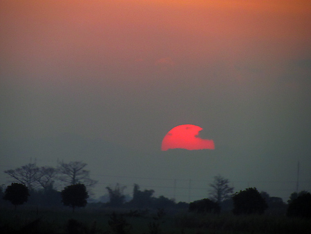 sunset_redsun.jpg